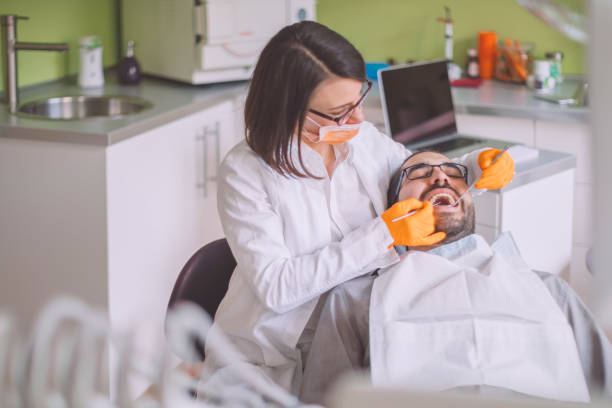 Best Emergency Cosmetic Dentistry (e.g., broken veneers) in Memphis, MO
